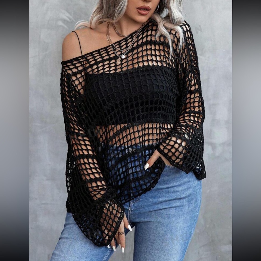 Hollow out sweater
